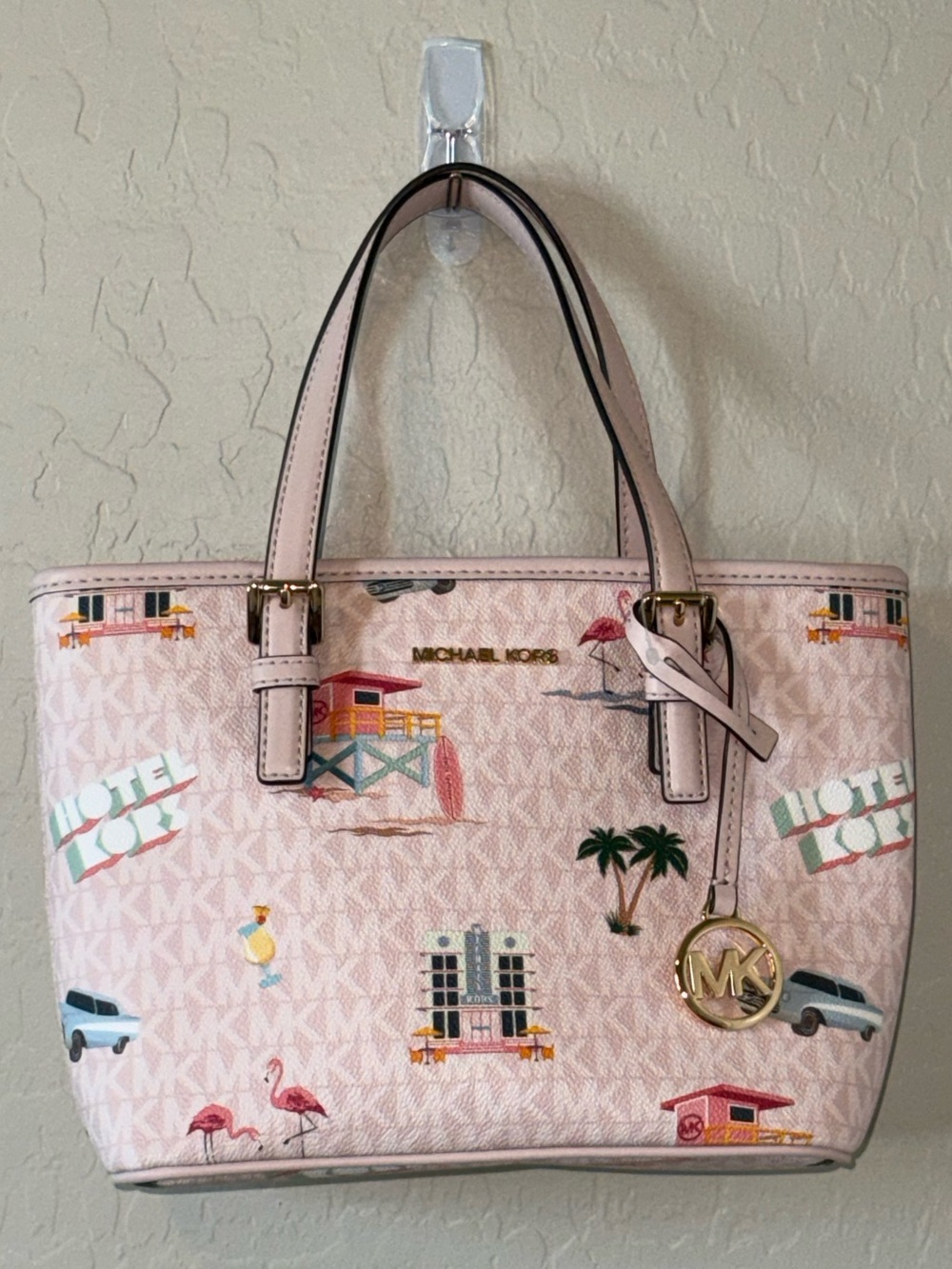 Michael Kors Jet Set Travel XS Carryall Tote in a Powder Blush - Picture 3 of 8